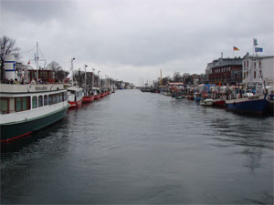 alter Fischerhafen in Warnemünde